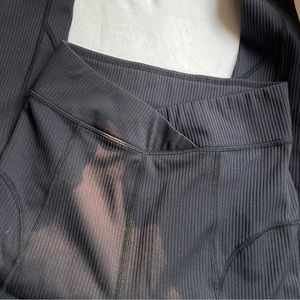 Ella Pant - For Love & Lemons workout legging